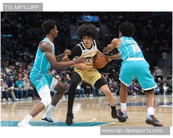 迪亚巴特半场表现惊艳5中5砍下10分13板创生涯新高16个篮板